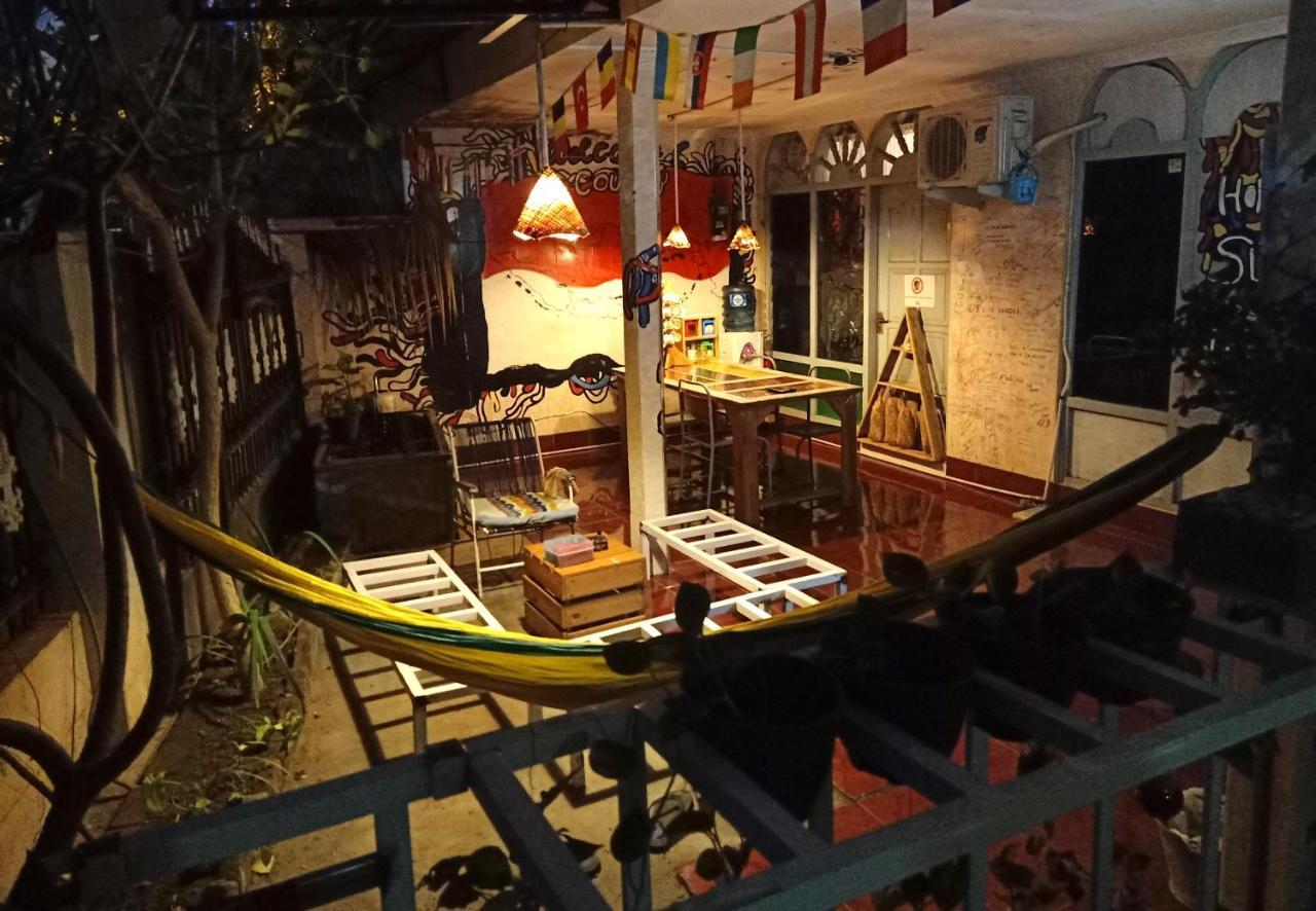 יוגיאקרטה Deoplet Homestay & Gallery מראה חיצוני תמונה