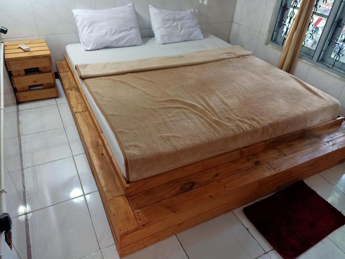יוגיאקרטה Deoplet Homestay & Gallery מראה חיצוני תמונה