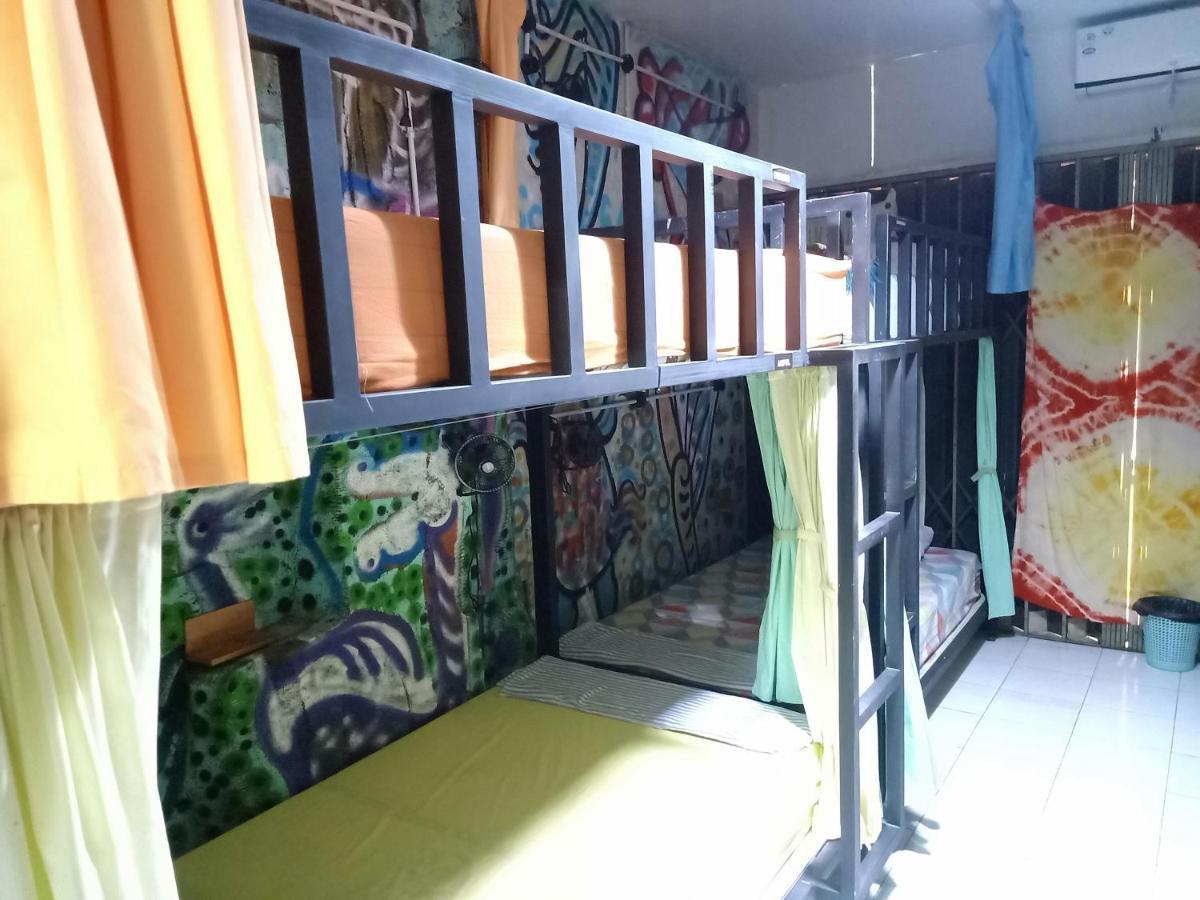 יוגיאקרטה Deoplet Homestay & Gallery מראה חיצוני תמונה