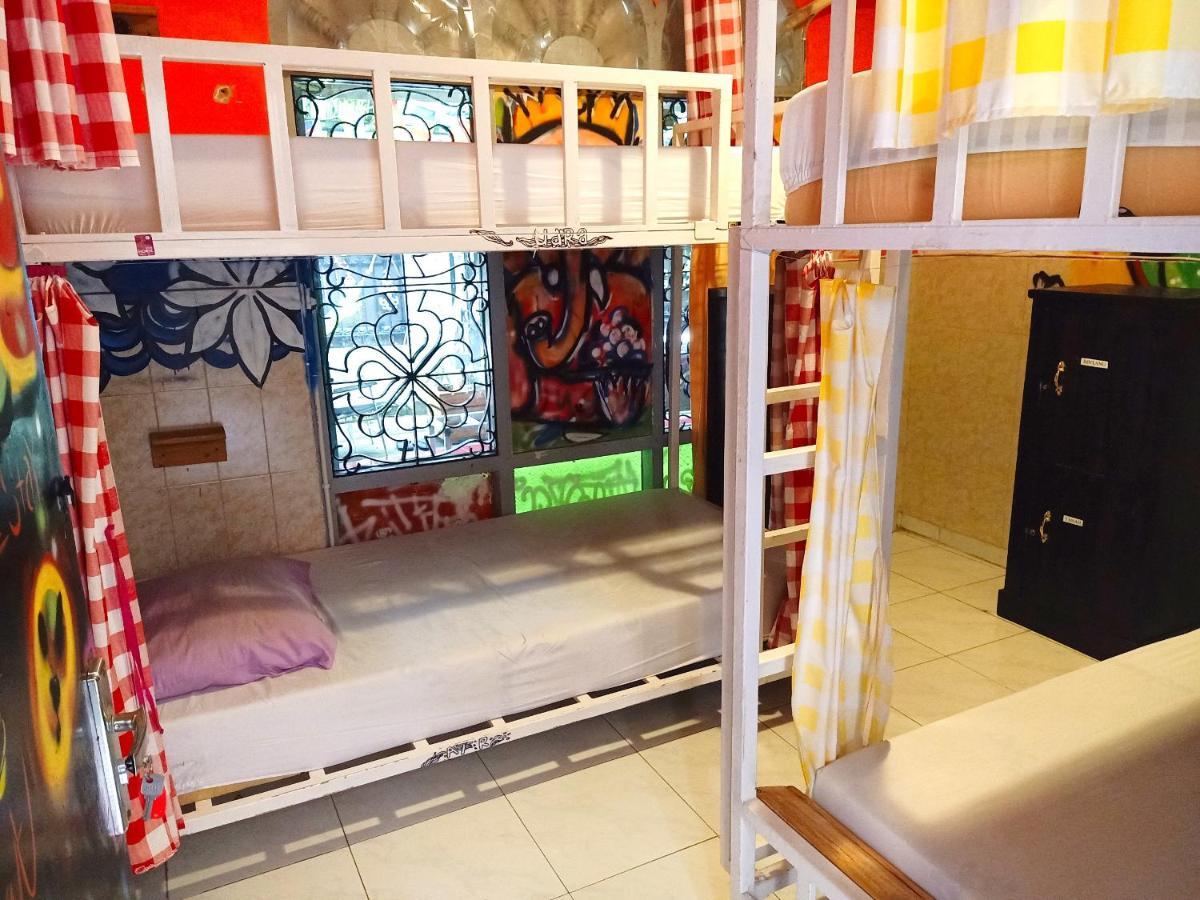 יוגיאקרטה Deoplet Homestay & Gallery מראה חיצוני תמונה