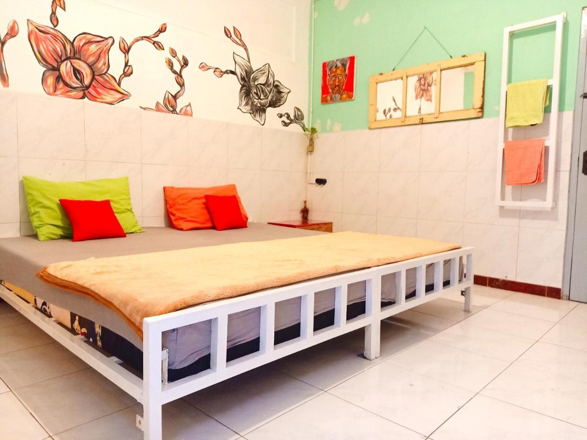 יוגיאקרטה Deoplet Homestay & Gallery מראה חיצוני תמונה